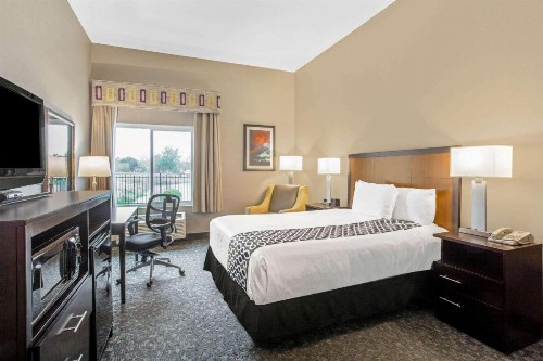 La Quinta by Wyndham Biloxi - image 39