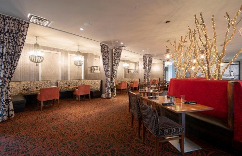 White House Hotel - image 19