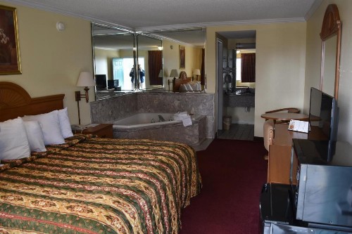 Star Inn Biloxi - image 13
