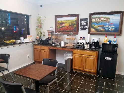 Star Inn Biloxi - image 4