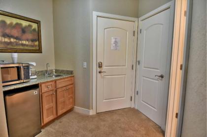Unit 431B 1Bd 1Ba Efficiency Suite Condo