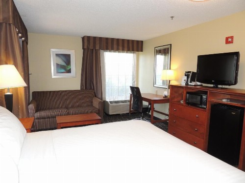 Holiday Inn Express Trussville an IHG Hotel - image 30