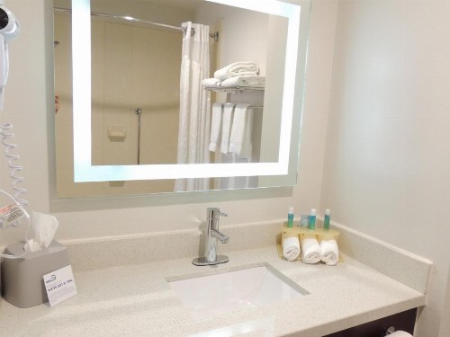 Holiday Inn Express Trussville an IHG Hotel - image 43