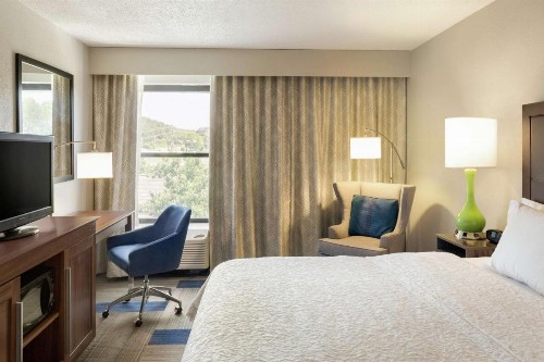 Hampton Inn Birmingham-Trussville - image 24