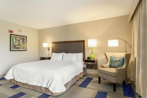 Hampton Inn Birmingham-Trussville - image 37