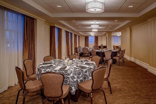 Hampton Inn & Suites Birmingham-Downtown-Tutwiler - image 15