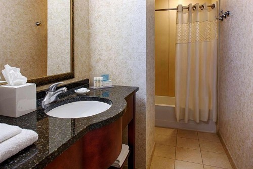 Hampton Inn & Suites Birmingham-Downtown-Tutwiler - image 24
