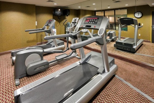 Holiday Inn Express Hotel & Suites Birmingham - Inverness 280 an IHG Hotel - image 30