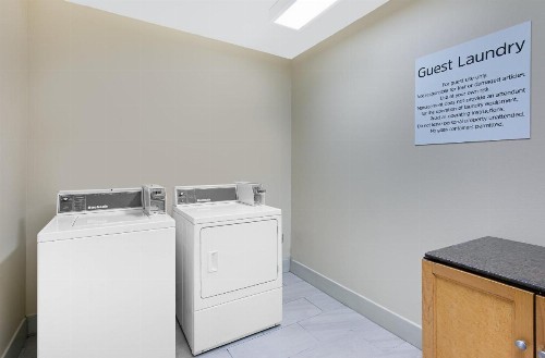 Holiday Inn Express Hotel & Suites Birmingham - Inverness 280 an IHG Hotel - image 34