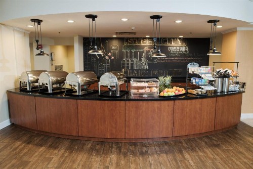 Holiday Inn Birmingham-Airport an IHG Hotel - image 4