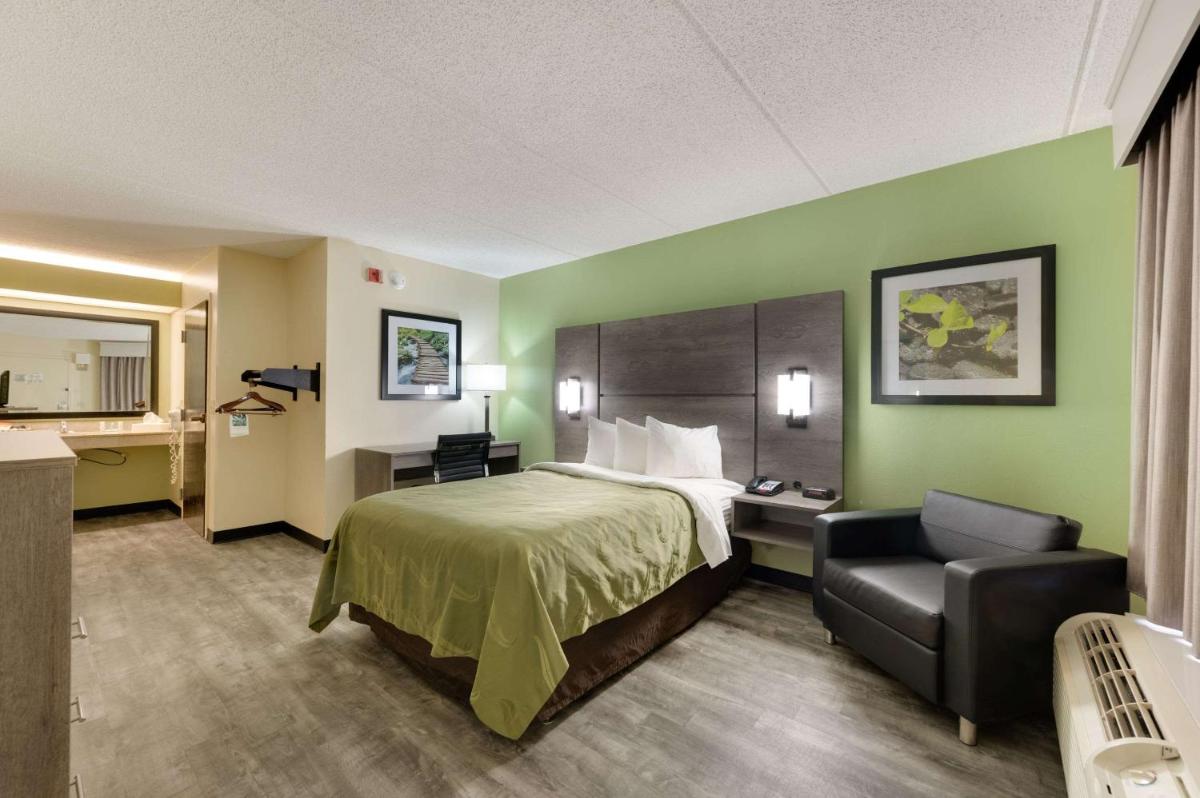 Quality Inn Airport - Southeast - image 3