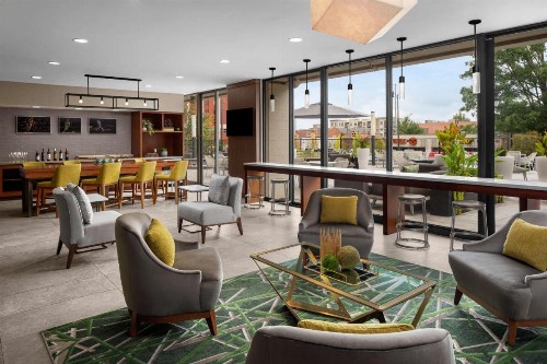 Hilton Birmingham at UAB - image 4