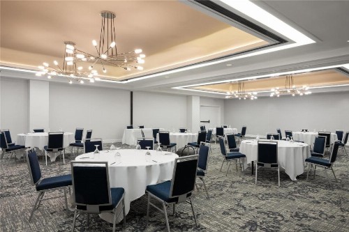 Embassy Suites Birmingham - image 31