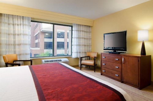 Courtyard by Marriott Birmingham Downtown at UAB - image 24