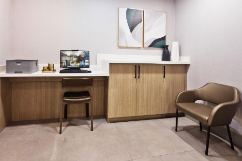 SpringHill Suites Birmingham Colonnade - image 11