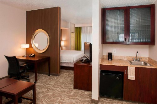 SpringHill Suites Birmingham Colonnade - image 31
