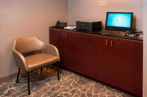 SpringHill Suites Birmingham Colonnade - image 47