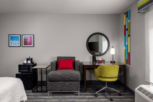 Hampton Inn & Suites Birmingham/280 East-Eagle Point - image 21