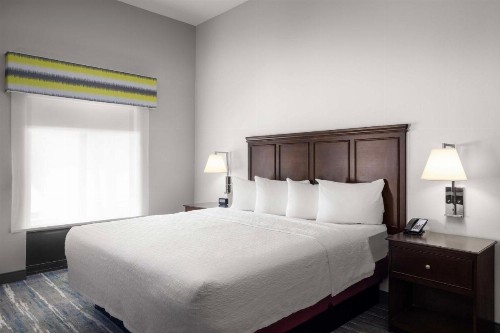 Hampton Inn & Suites Birmingham/280 East-Eagle Point - image 29