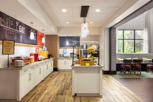 Hampton Inn & Suites Birmingham/280 East-Eagle Point - image 7