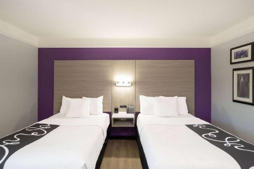 La Quinta by Wyndham Birmingham Hoover - image 10