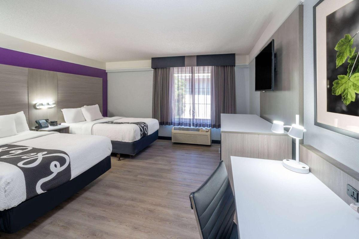 La Quinta by Wyndham Birmingham Hoover - image 3