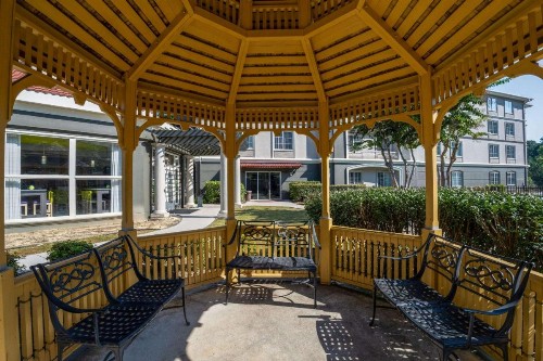 La Quinta by Wyndham Birmingham Hoover - image 36