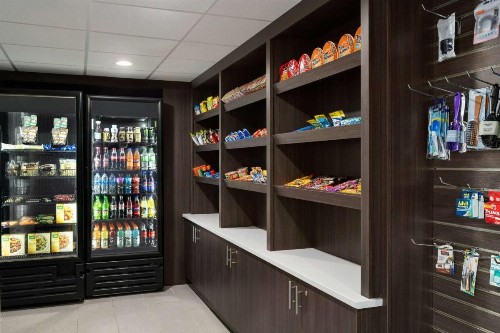 La Quinta Inn Birmingham - Inverness - image 14