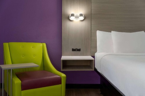 La Quinta Inn Birmingham - Inverness - image 24