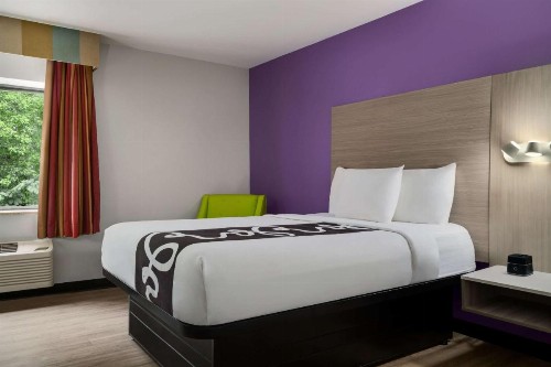 La Quinta Inn Birmingham - Inverness - image 25