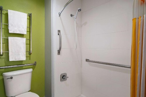 La Quinta Inn Birmingham - Inverness - image 27