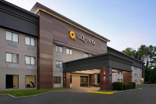 La Quinta Inn Birmingham - Inverness - image 4