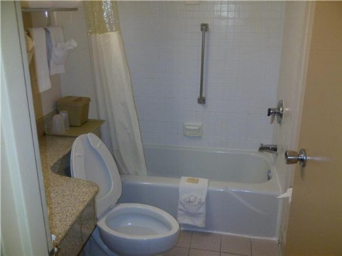 Days Inn by Wyndham Birmingham AL - image 2