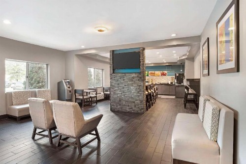 Quality Inn & Suites Birmingham - Highway 280 - image 5