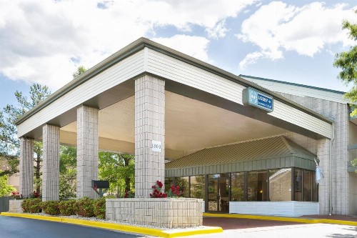 Days Inn by Wyndham Hoover Birmingham - image 37
