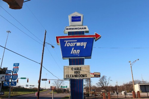 Tourway Inn - image 25