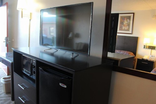 Tourway Inn - image 26