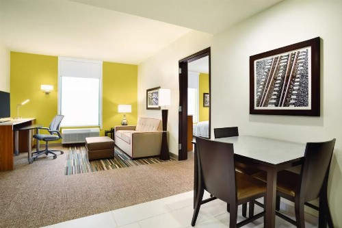 Home2 Suites By Hilton Birmingham Downtown - image 35