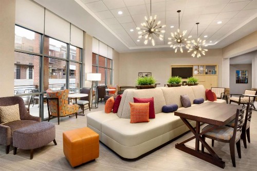 Home2 Suites By Hilton Birmingham Downtown - image 9