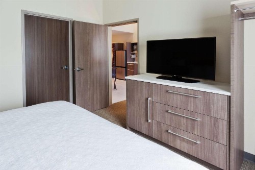 Home2 Suites By Hilton Birmingham Colonnade - image 25
