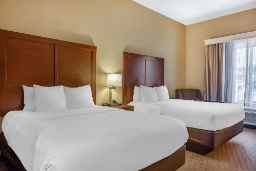Comfort Inn & Suites At CrossPlex Village - image 21
