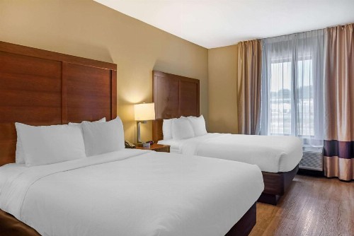 Comfort Inn & Suites At CrossPlex Village - image 29