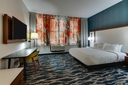 Fairfield Inn & Suites by Marriott Birmingham Downtown - image 14