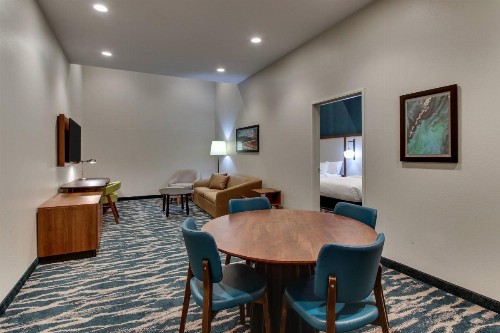 Fairfield Inn & Suites by Marriott Birmingham Downtown - image 24