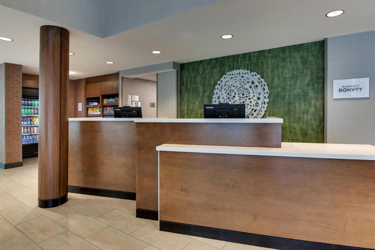 Fairfield Inn & Suites by Marriott Birmingham Downtown - image 3