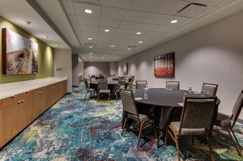 Fairfield Inn & Suites by Marriott Birmingham Downtown - image 32