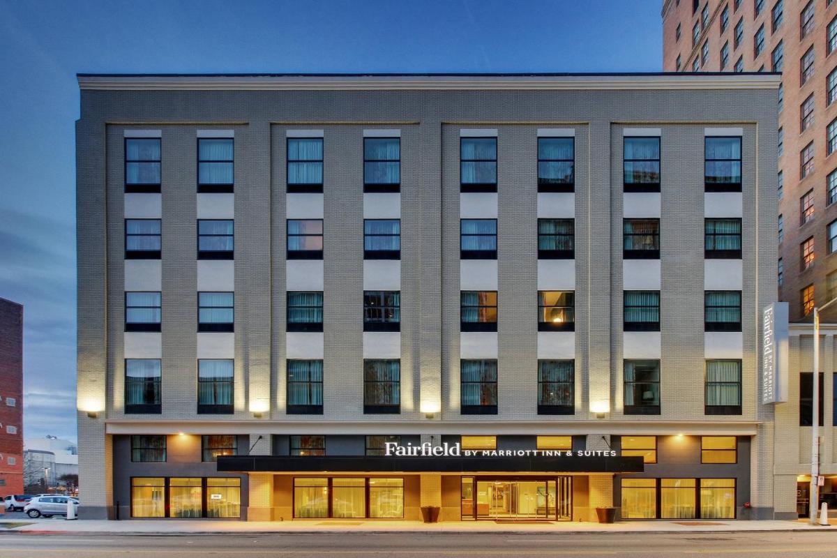 Fairfield Inn & Suites by Marriott Birmingham Downtown - image 4