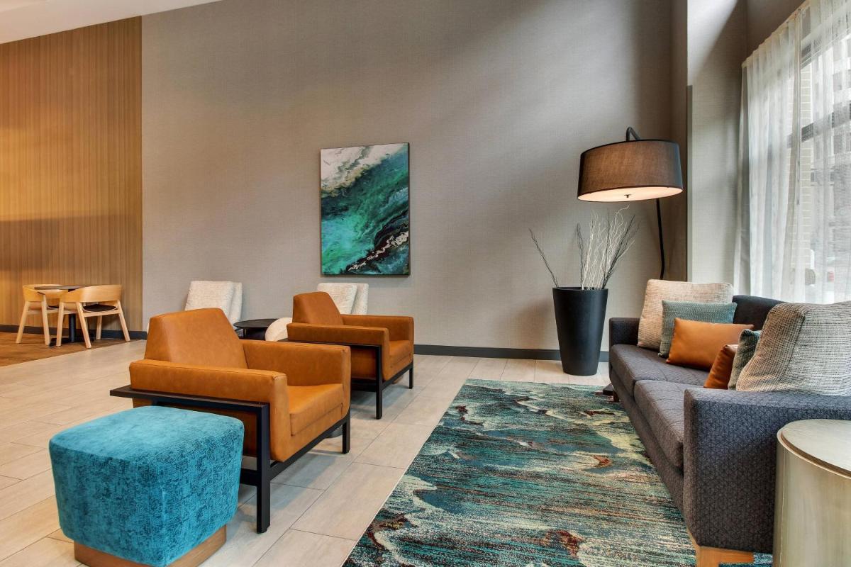 Fairfield Inn & Suites by Marriott Birmingham Downtown - image 7