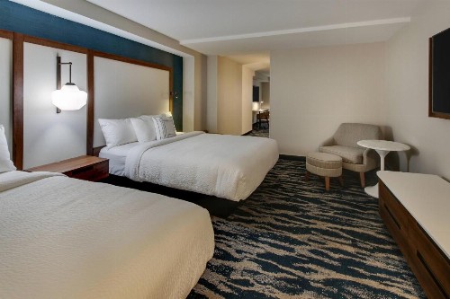 Fairfield Inn & Suites by Marriott Birmingham Downtown - image 9