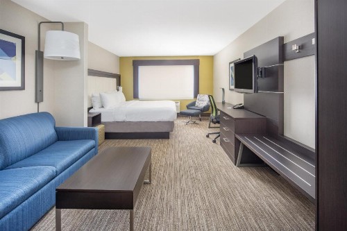 Holiday Inn Express Hotel & Suites Bishop an IHG Hotel - image 40